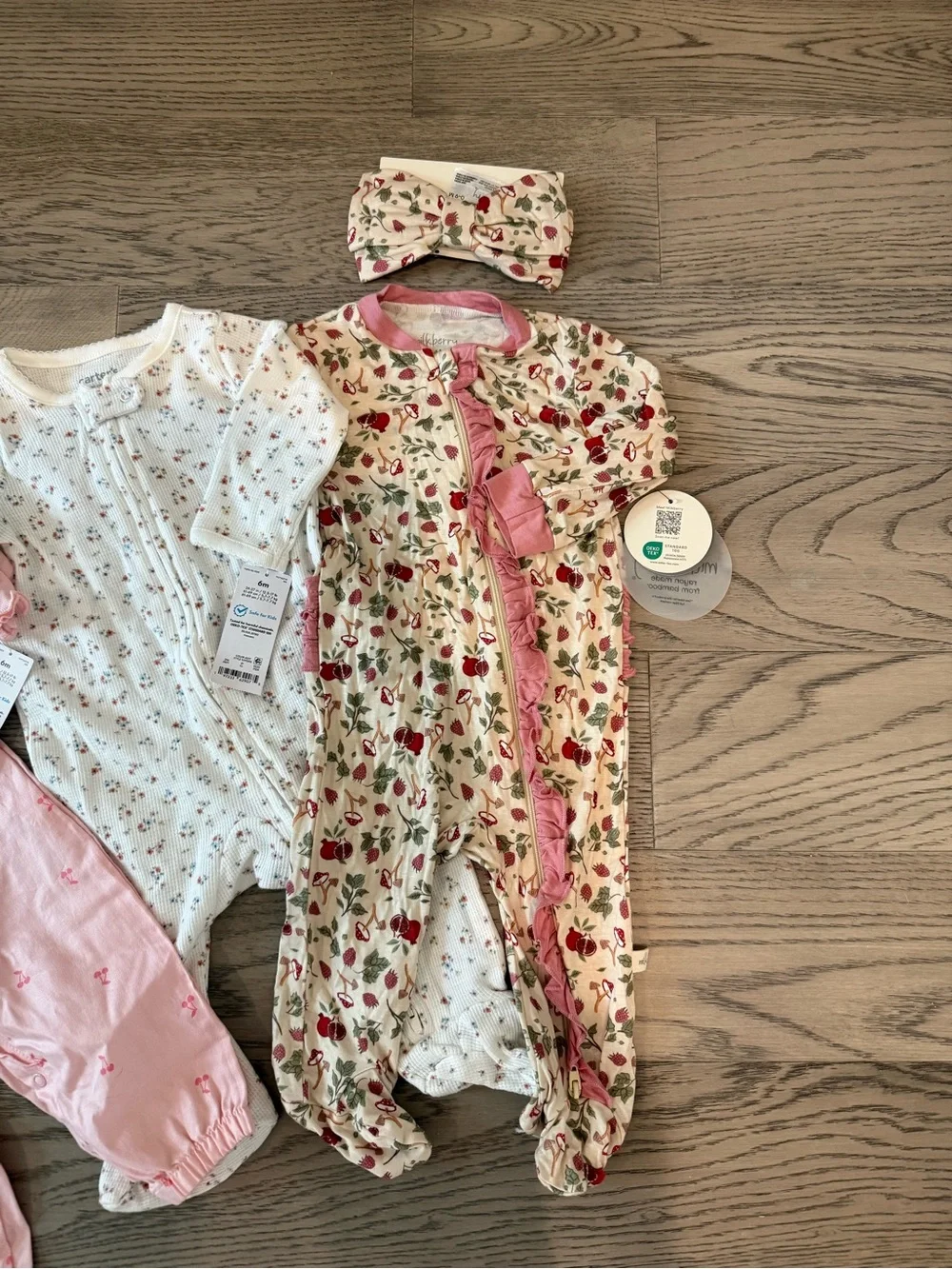 Baby Girl 3–6 Month Outfit Bundle | Carter’s Floral Pink Sleepers | 3 Pieces